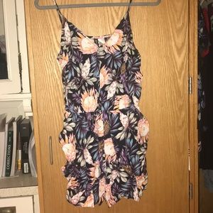 never worn w/ tags h&m romper